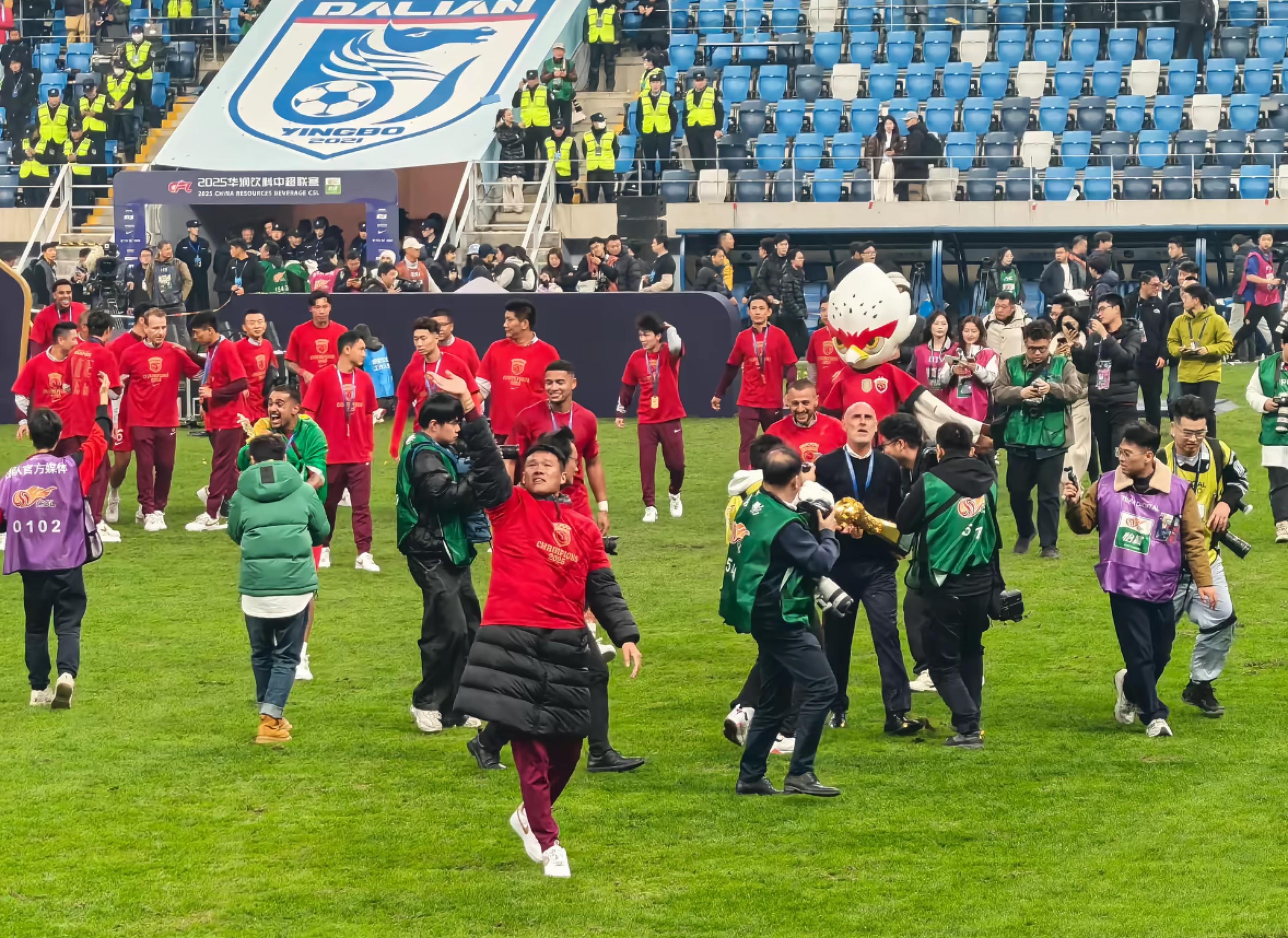 178足球直播在线观看免费-李昂：我在海港的五年是成功的，最难忘23赛季战平泰山后夺冠